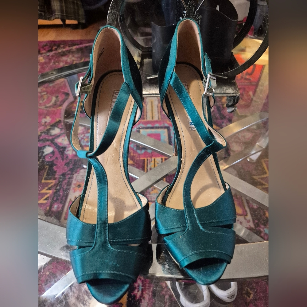 DAVID TUTERA Teal Satin T-Strap Peep Toe Heels